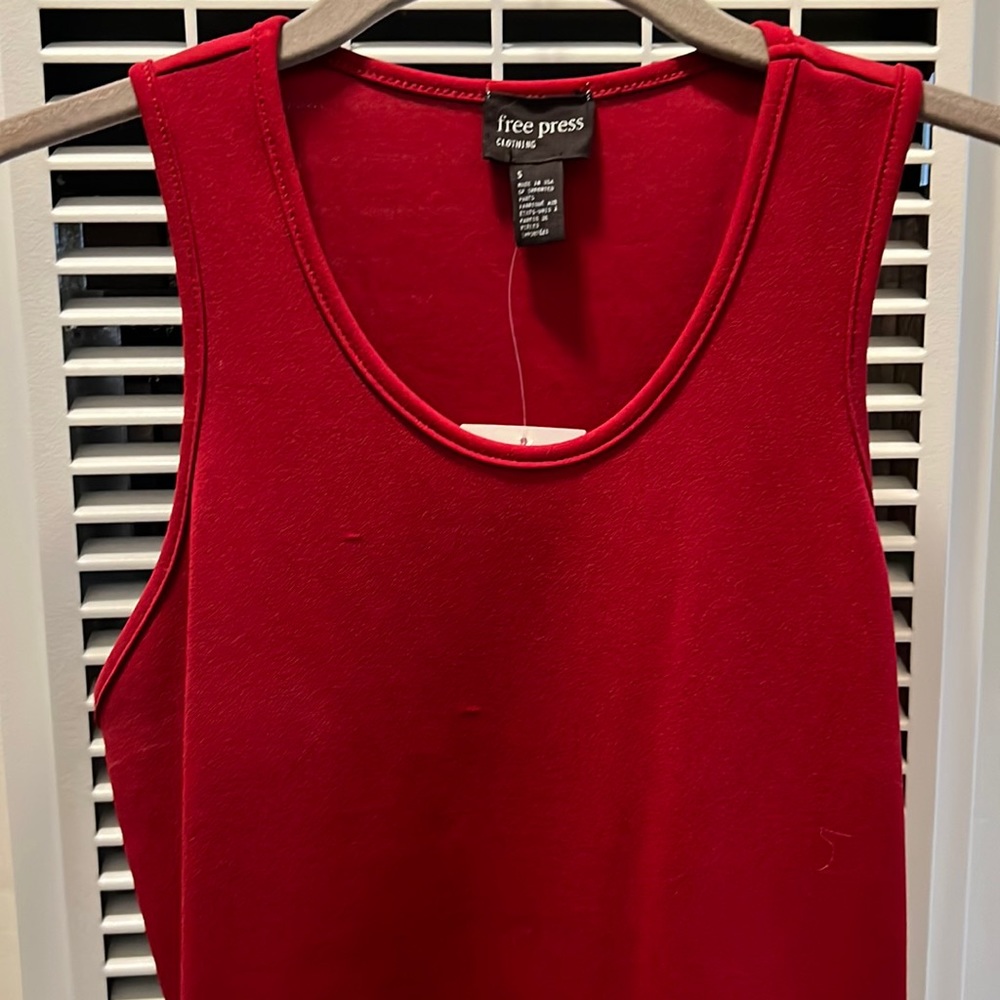 Burgundy body con dress